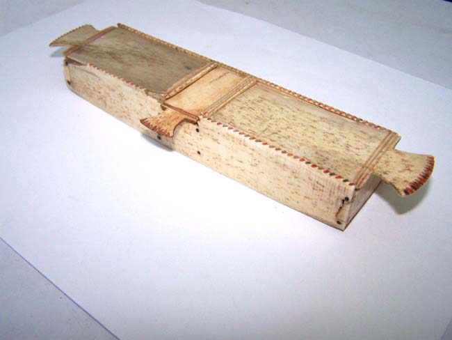 A Fabulous Napoleonic Period Prisoner Made Carved and Scrimshawed Bone Games Box circa 1800 — image 2